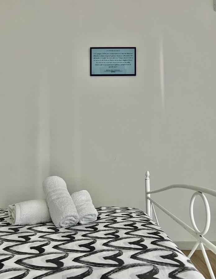 Hotel Dimora Diego Neapol Zewnętrze zdjęcie